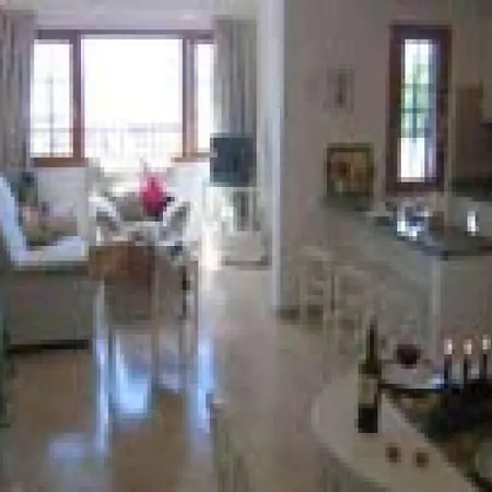 Villa Puerto Del Carmen Sleeps 6 Pool Wifi T691347