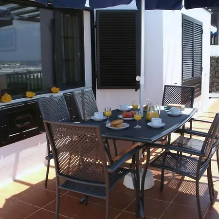 Puerto Del Carmen Sleeps 6 Pool Wifi T691347